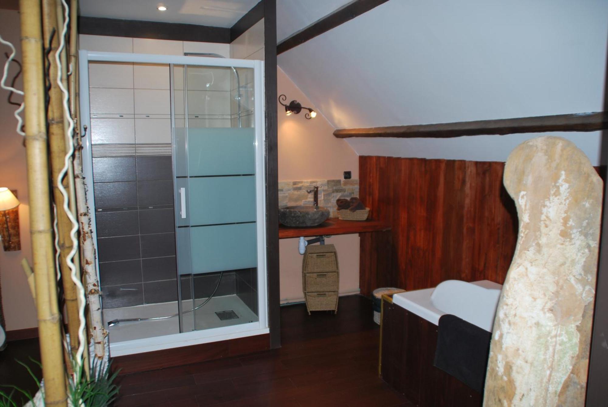 Chambres D Hotes ,Hotel ,Secret D'Une Nuit A Vicq Pres De Onnaing,Avec Piscine Exteriör bild
